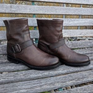Frye Natalie Engineer Short Booties Women’s 6.5